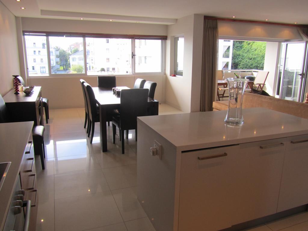 Doverhurst Appartement Kaapstad Buitenkant foto